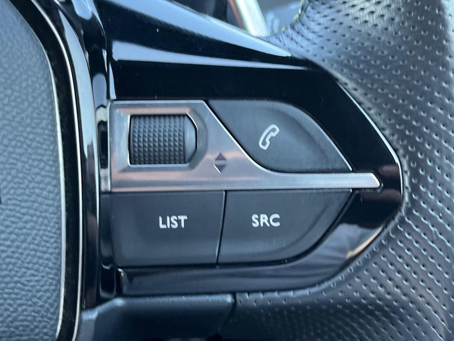 Used Peugeot 2008 2021 for sale - 78196344: Photo 29