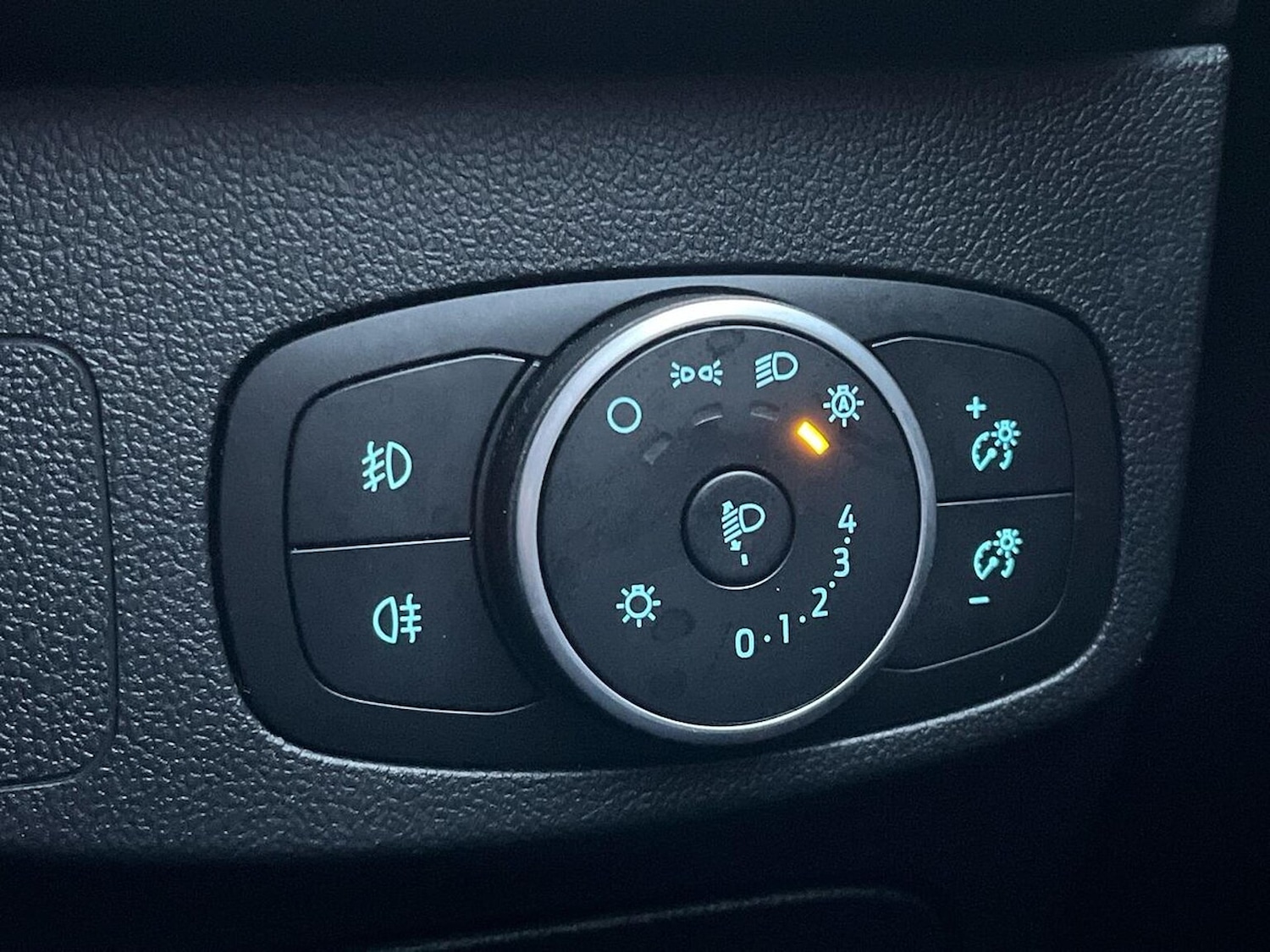 Used Ford Focus 2020 for sale - 77024276: Photo 23