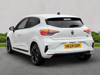 Used Renault Clio 2024 for sale - 77488575: Photo