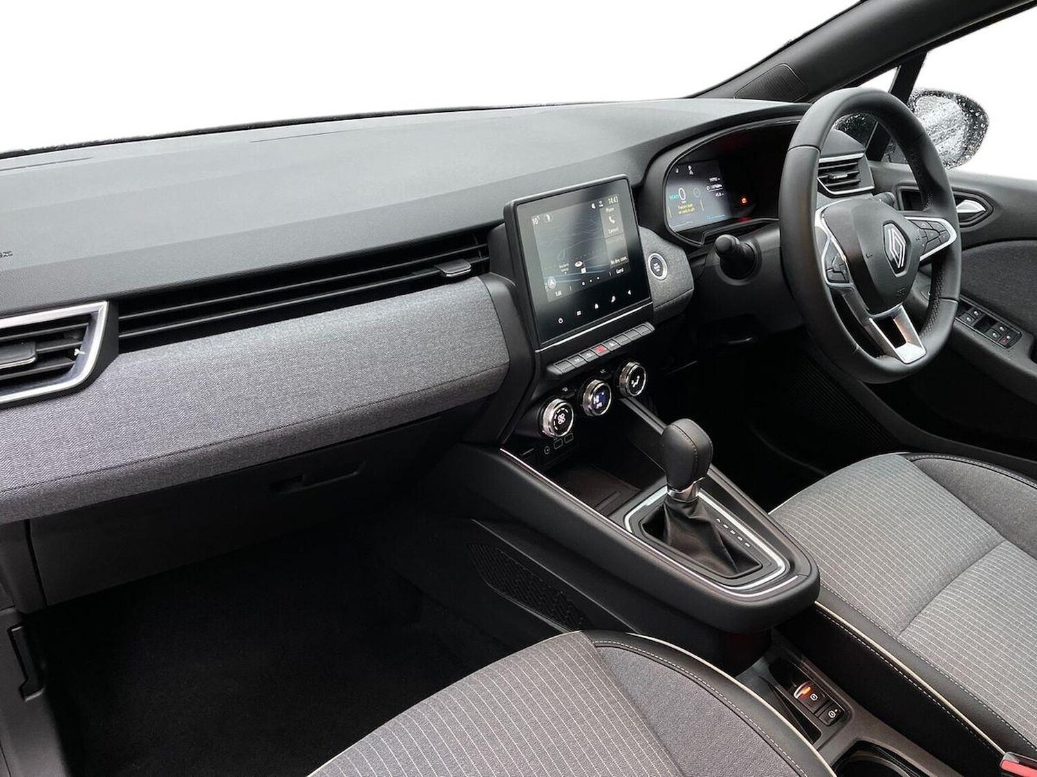 Used Renault Clio 2024 for sale - 77488575: Photo 7