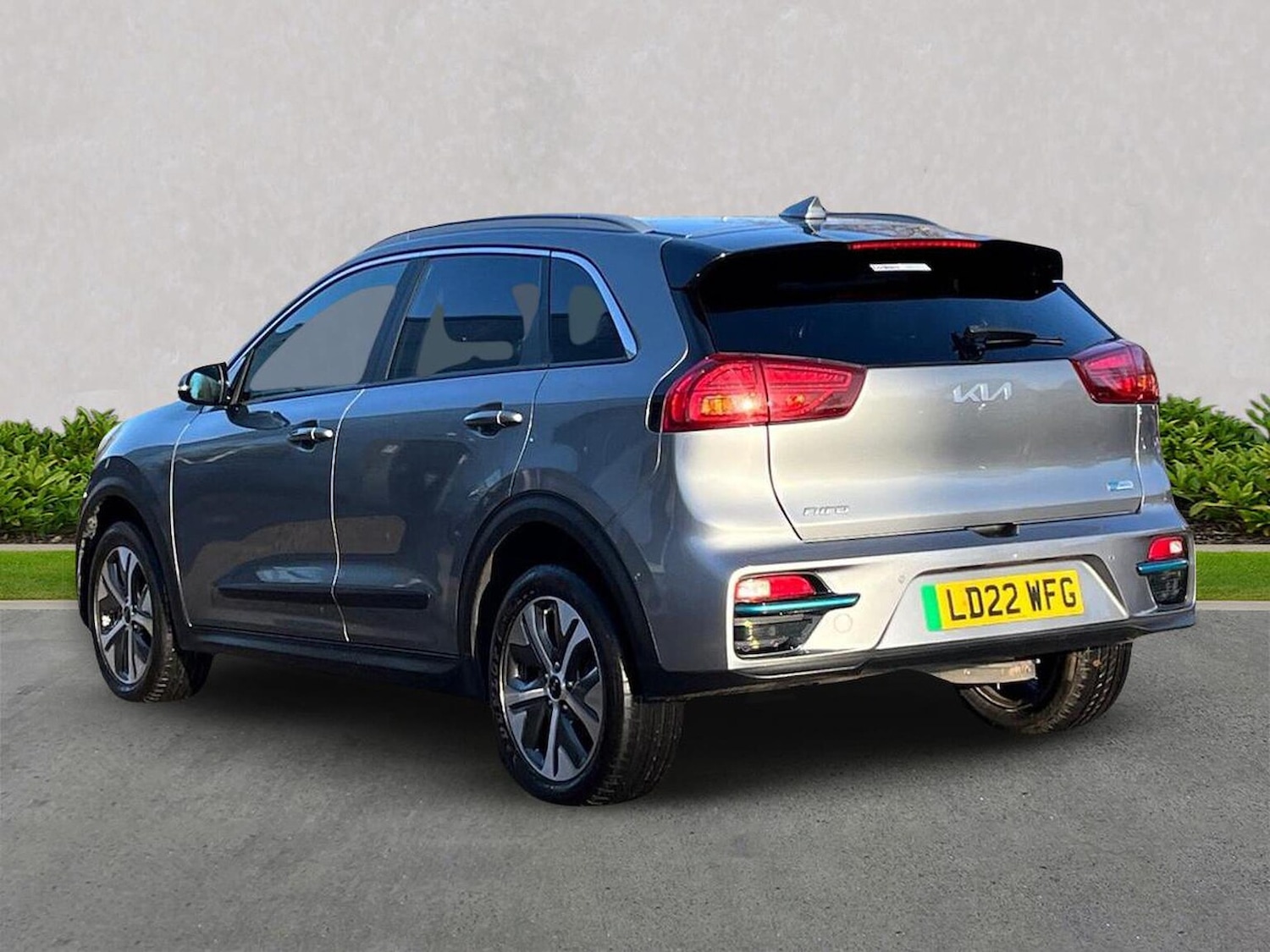 Used Kia Niro 2022 for sale - 76892140: Photo 2