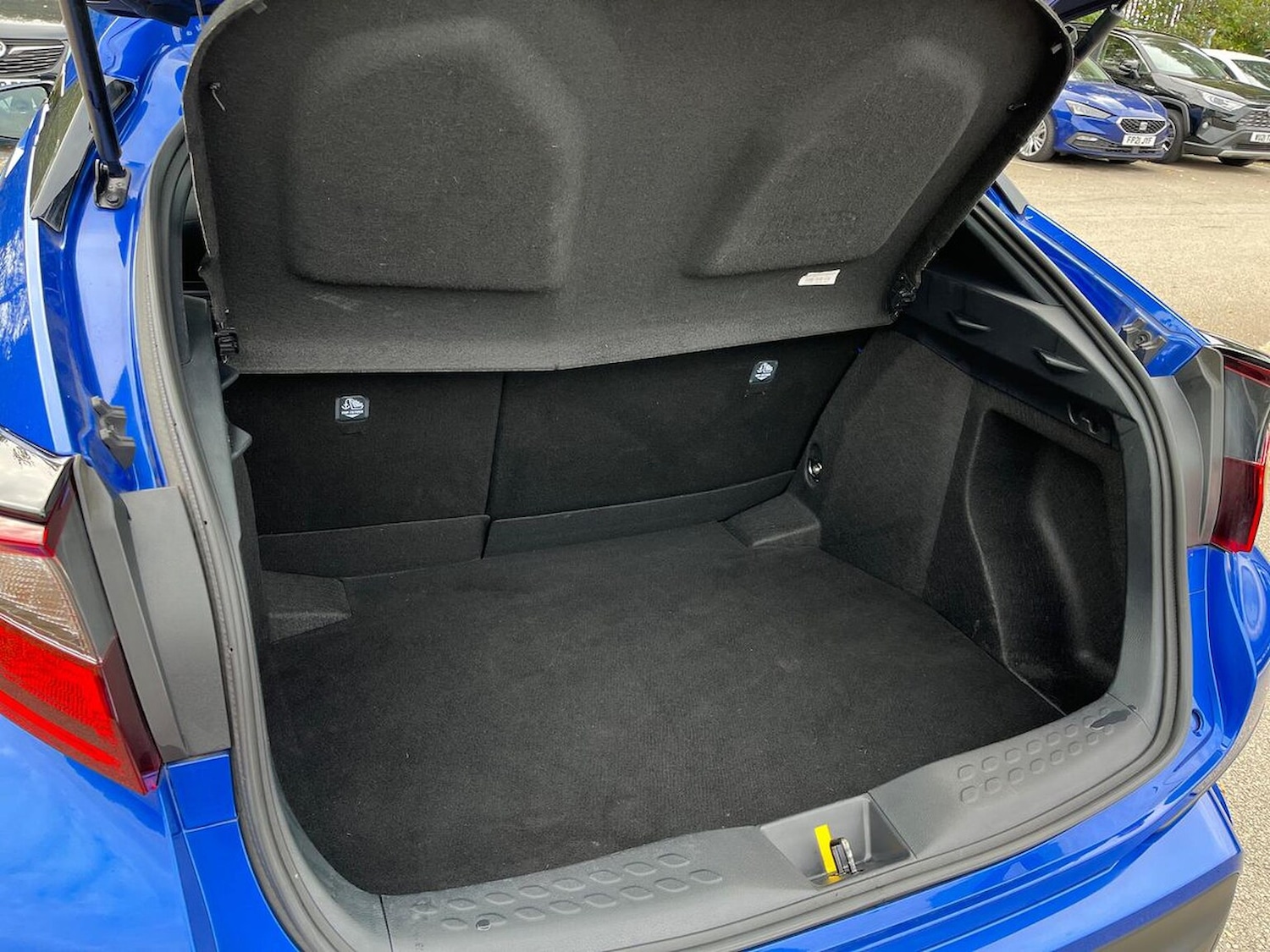 Used Toyota C-HR 2022 for sale - 76144208: Photo 17