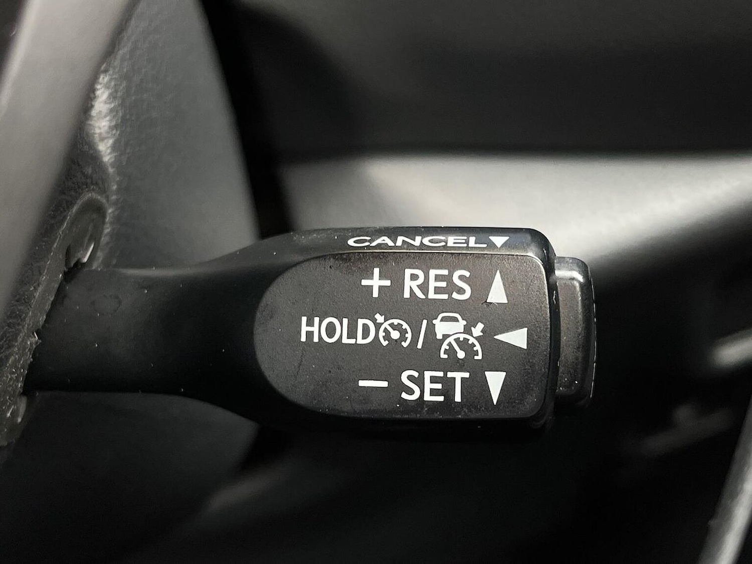 Used Toyota C-HR 2022 for sale - 76144208: Photo 47