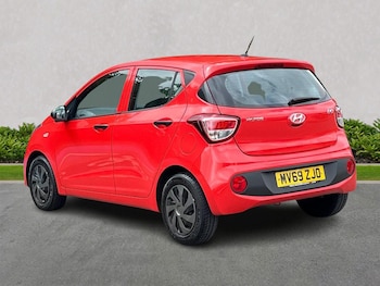 Used Hyundai i10 2019 for sale - 75513210: Photo