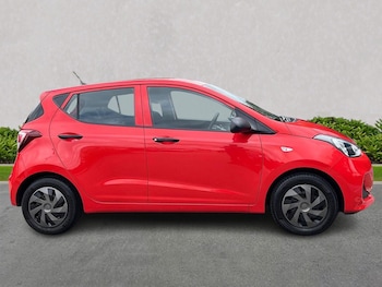 Used Hyundai i10 2019 for sale - 75513210: Photo