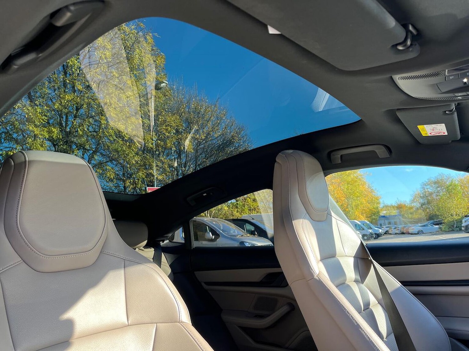 Used Porsche Taycan 2021 for sale - 76369162: Photo 32