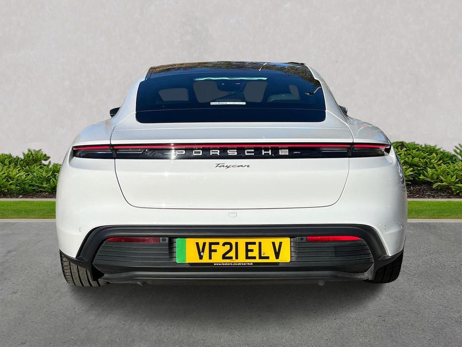 Used Porsche Taycan 2021 for sale - 76369162: Photo 4