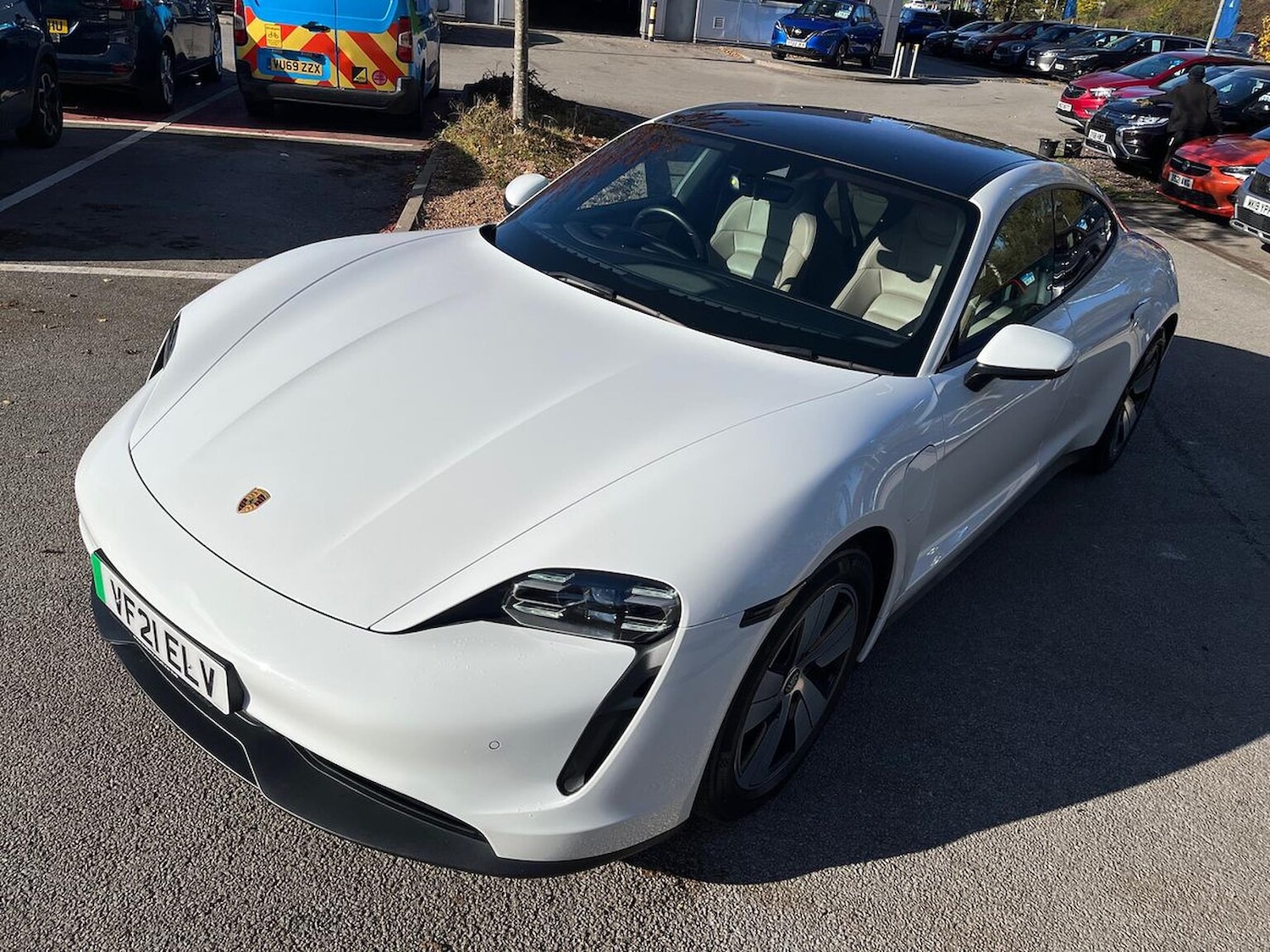 Used Porsche Taycan 2021 for sale - 76369162: Photo 40