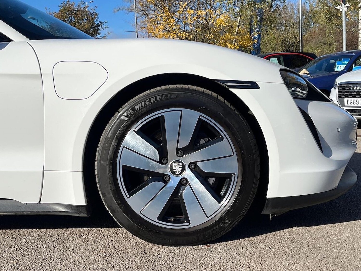 Used Porsche Taycan 2021 for sale - 76369162: Photo 6