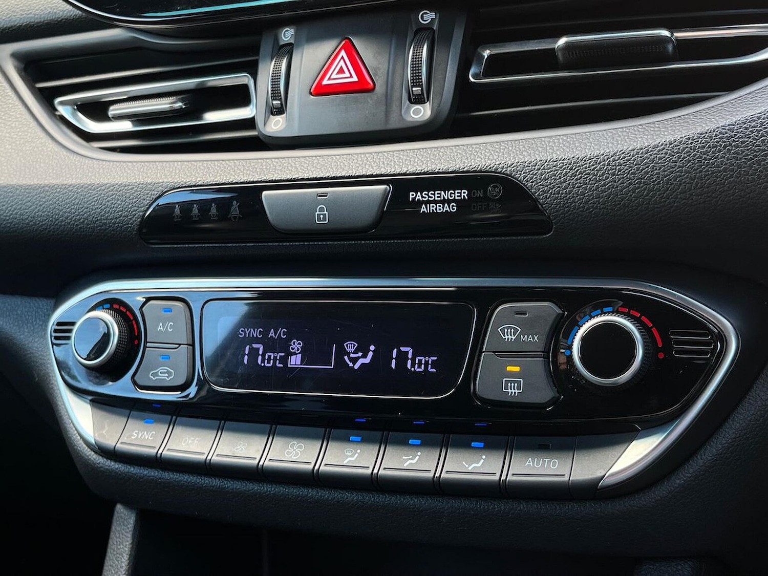 Used Hyundai i30 2021 for sale - 76070288: Photo 12