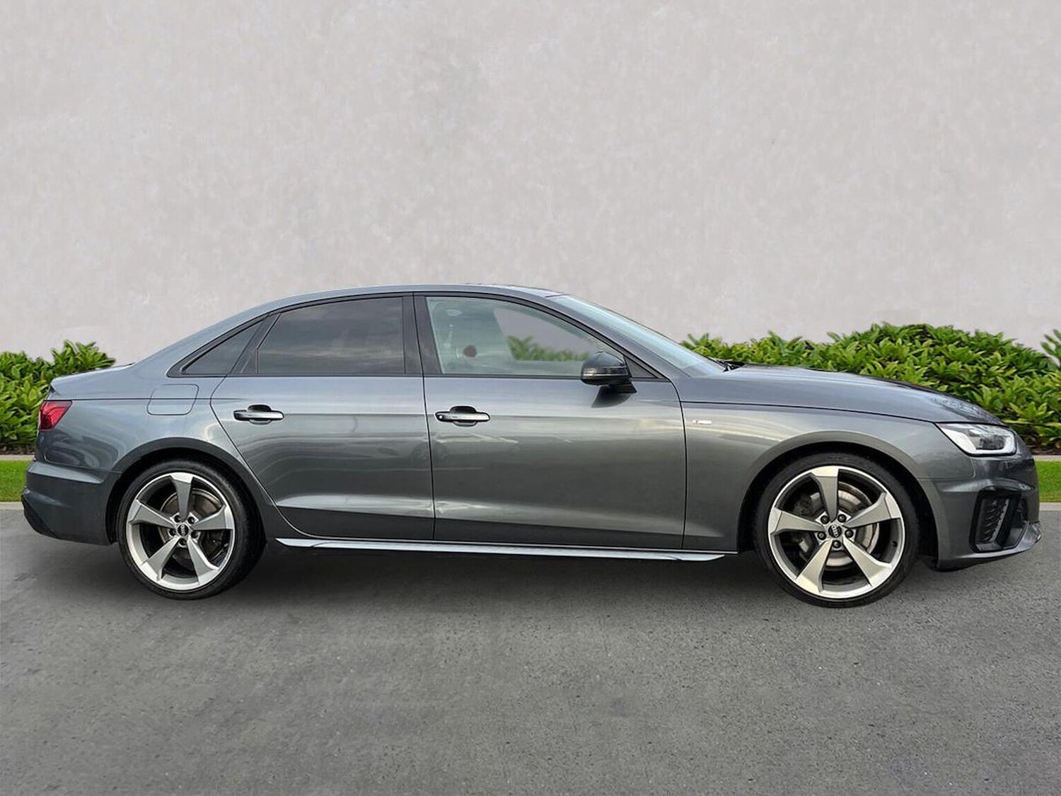 Used Audi A4 2021 for sale - 77616701: Photo 3