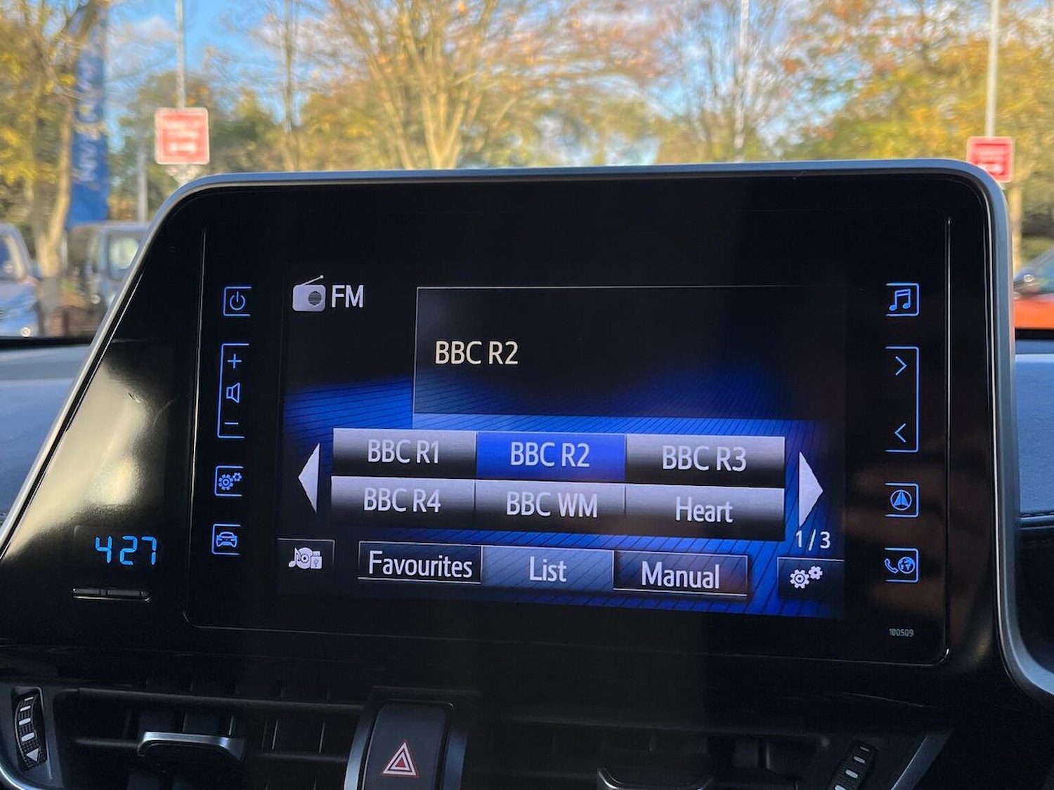 Used Toyota C-HR 2018 for sale - 76396944: Photo 11