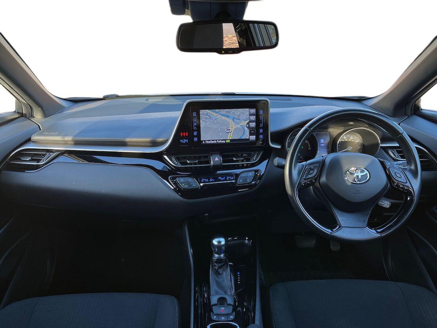 Used Toyota C-HR 2018 for sale - 76396944: Photo 8