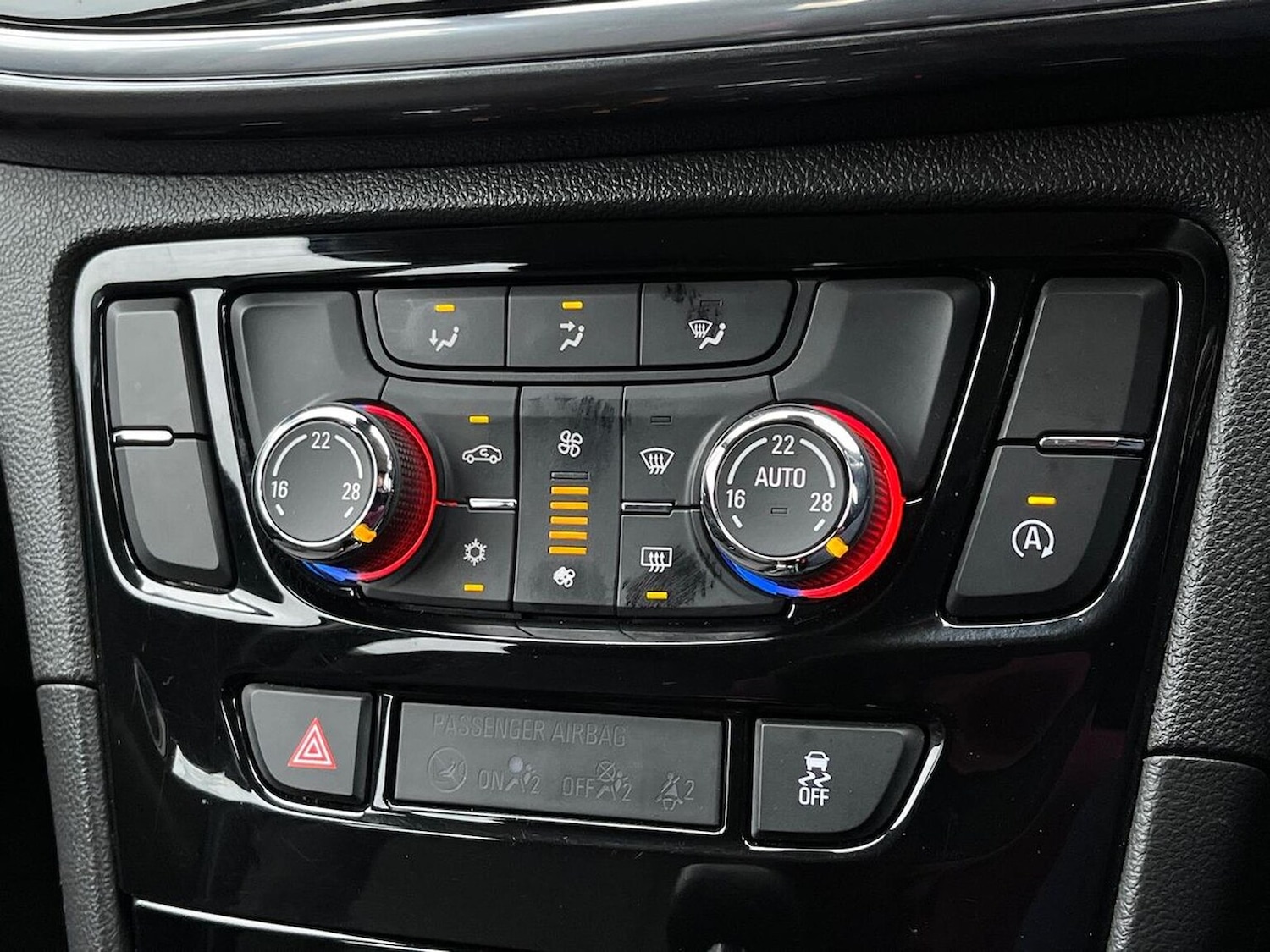 Used Vauxhall Mokka X 2019 for sale - 76947033: Photo 13