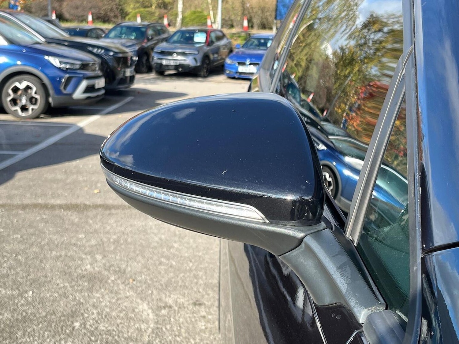 Used Volkswagen Golf 2017 for sale - 76383344: Photo 37