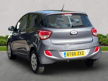 Used Hyundai i10 2016 for sale - 75907806: Photo