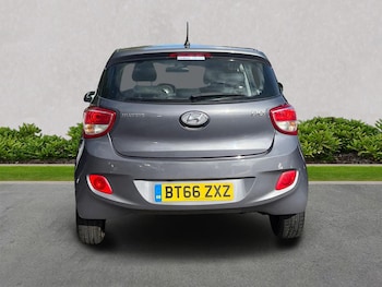 Used Hyundai i10 2016 for sale - 75907806: Photo