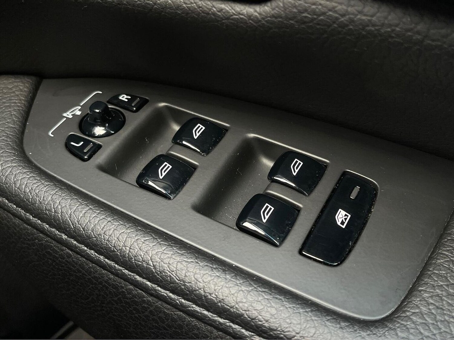 Used Volvo S90 2019 for sale - 76324699: Photo 21