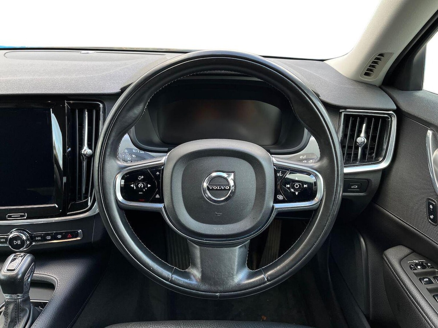 Used Volvo S90 2019 for sale - 76324699: Photo 9