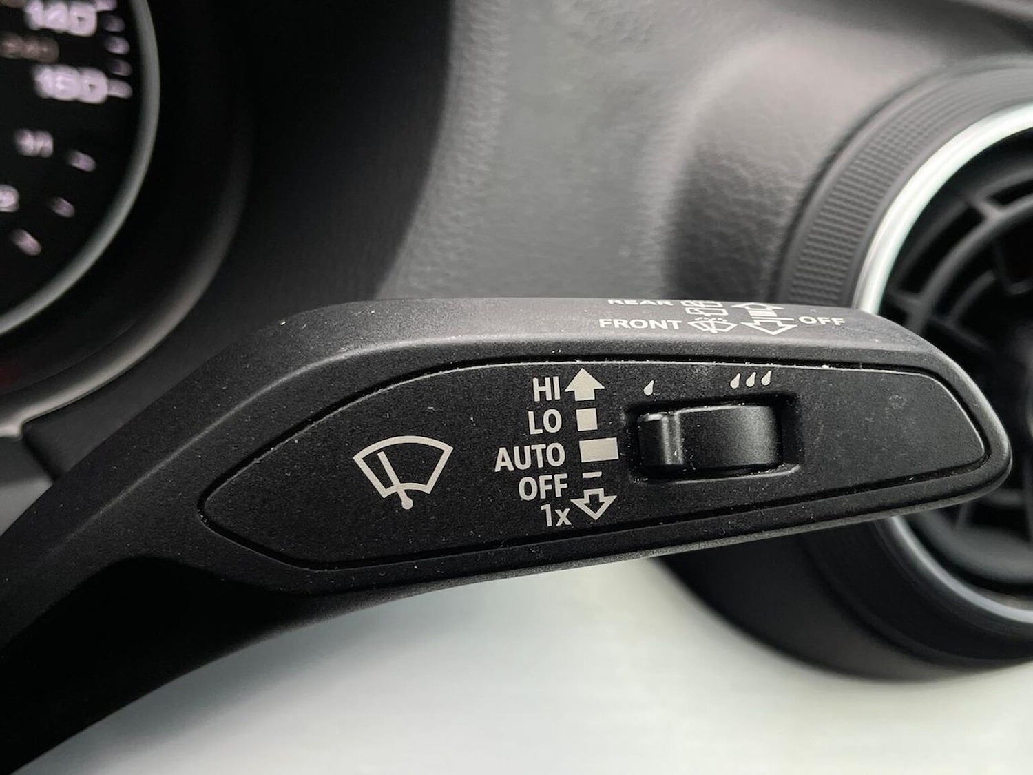 Used Audi Q2 2020 for sale - 76506156: Photo 29