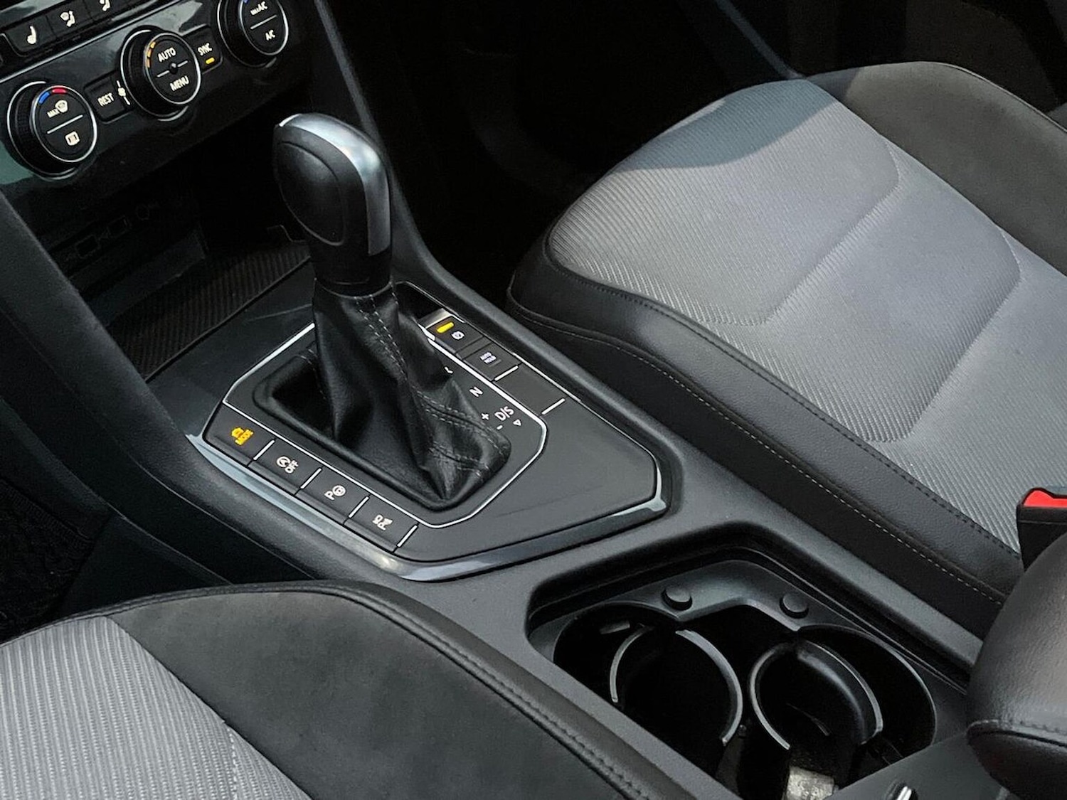 Used Volkswagen Tiguan 2020 for sale - 76830678: Photo 14