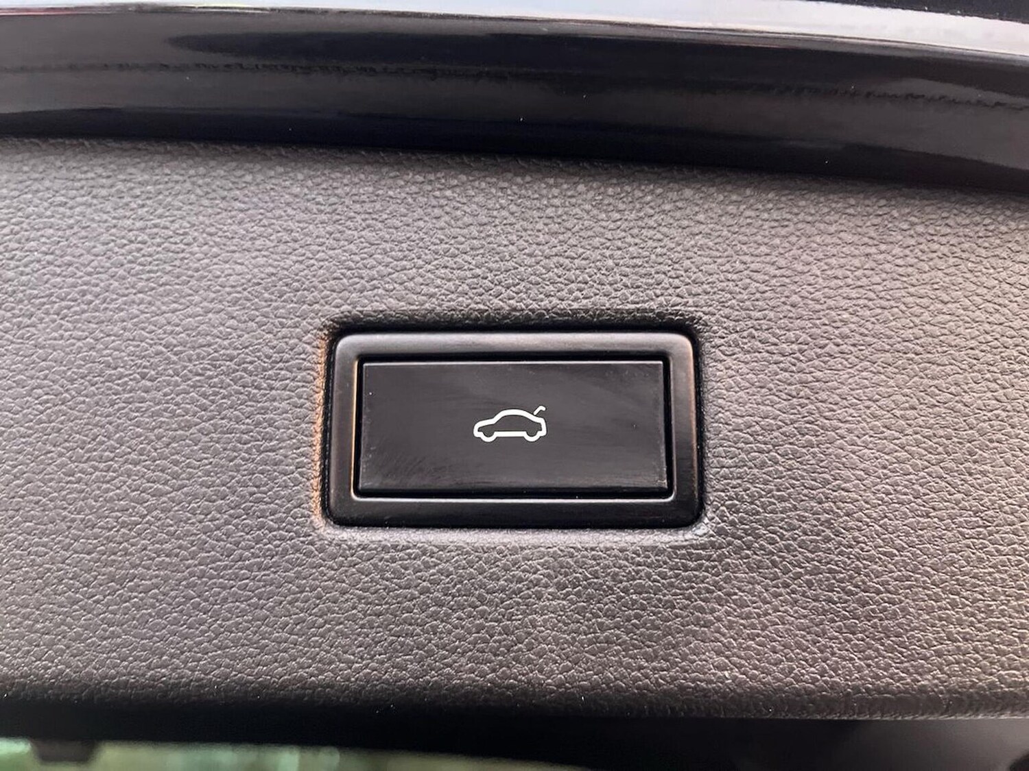 Used Volkswagen Tiguan 2020 for sale - 76830678: Photo 44