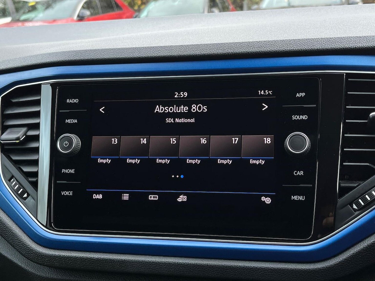 Used Volkswagen T-Roc 2019 for sale - 76455264: Photo 11