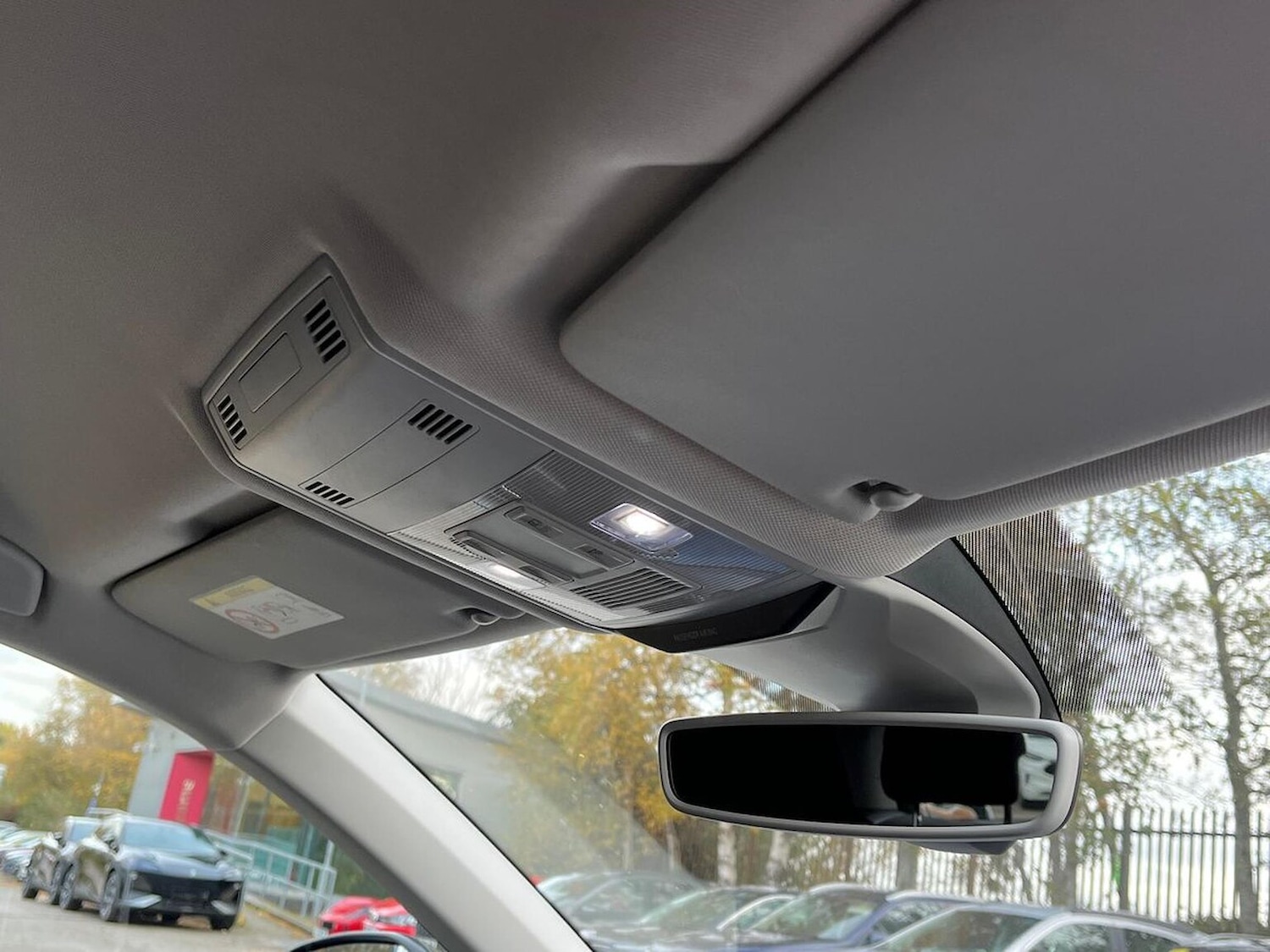 Used Volkswagen T-Roc 2019 for sale - 76455264: Photo 14