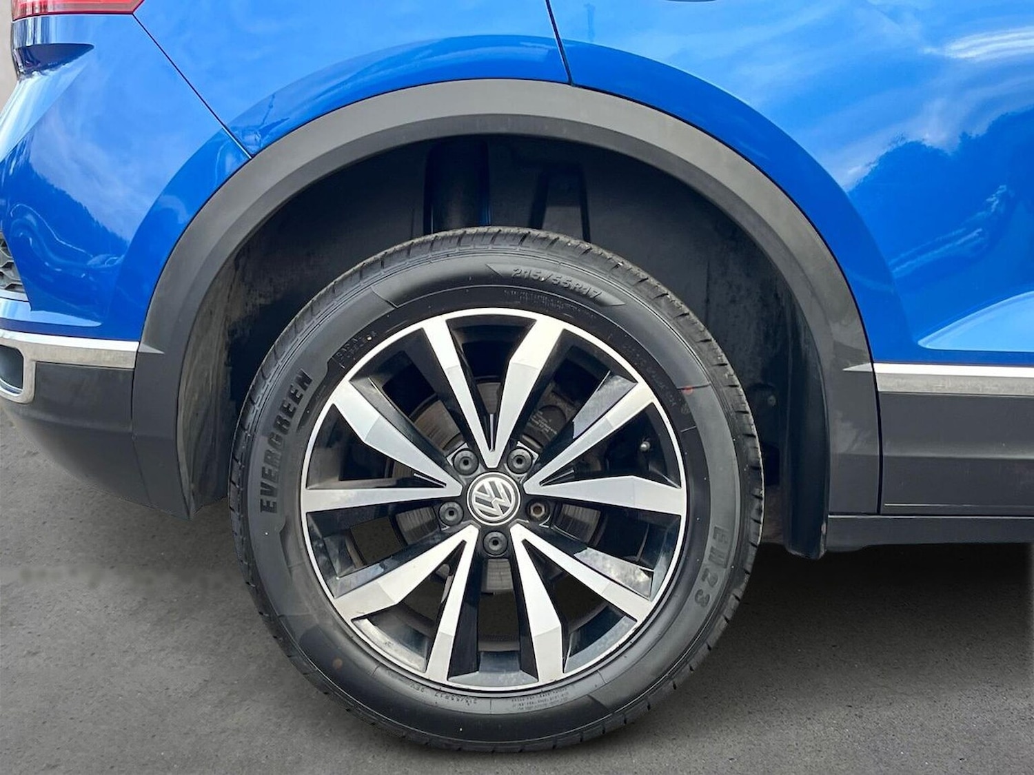 Used Volkswagen T-Roc 2019 for sale - 76455264: Photo 6