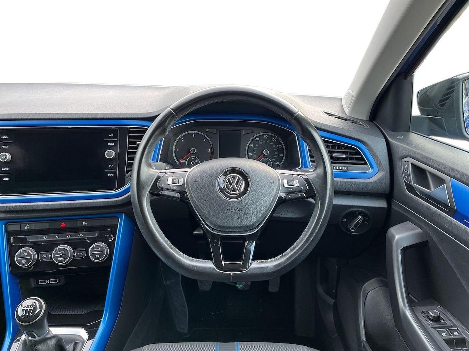 Used Volkswagen T-Roc 2019 for sale - 76455264: Photo 9