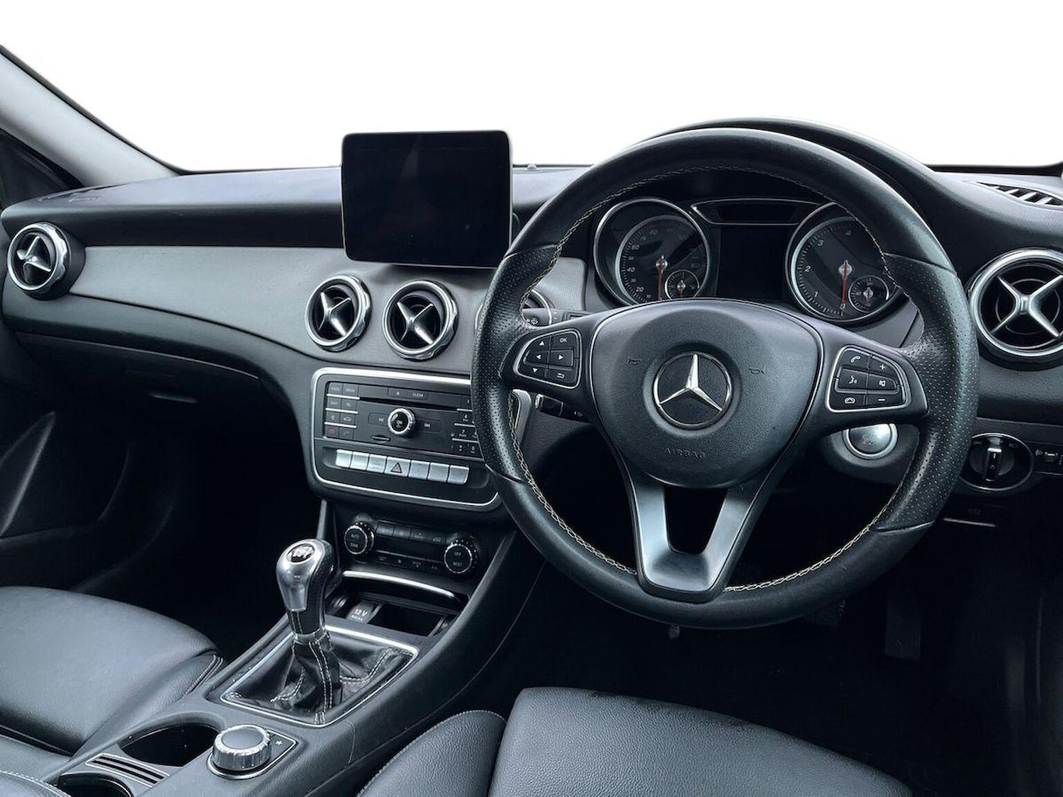 Used Mercedes-Benz GLA 2018 for sale - 77028108: Photo 16