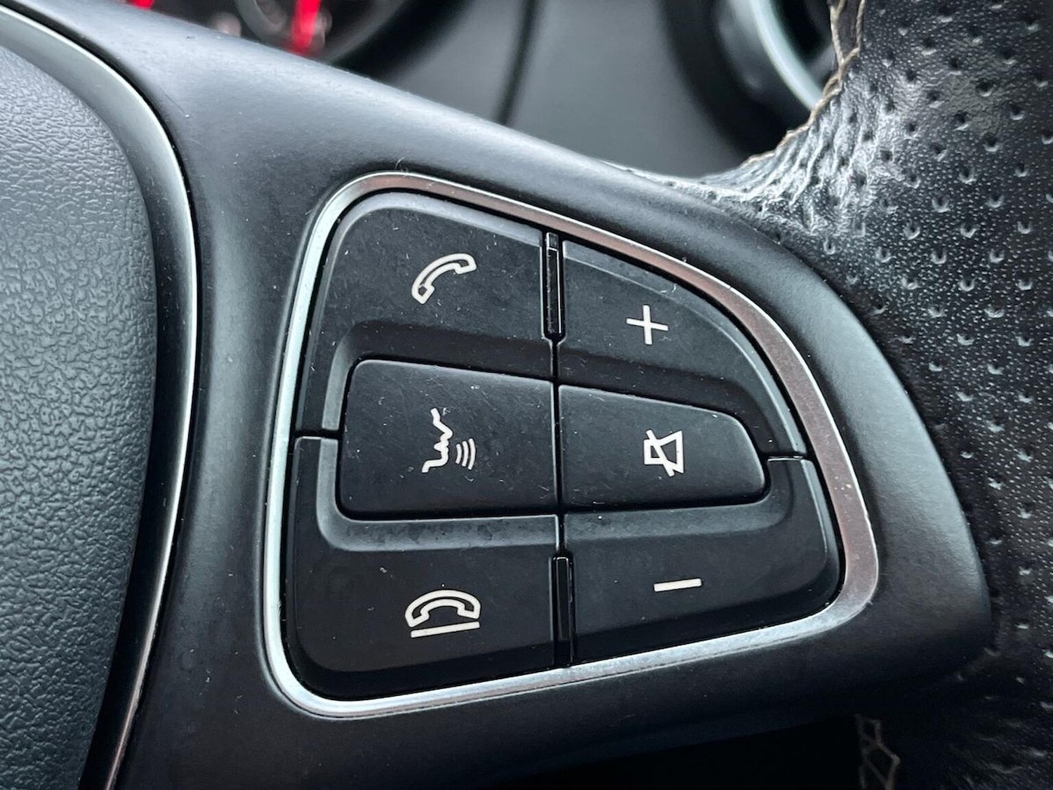 Used Mercedes-Benz GLA 2018 for sale - 77028108: Photo 28