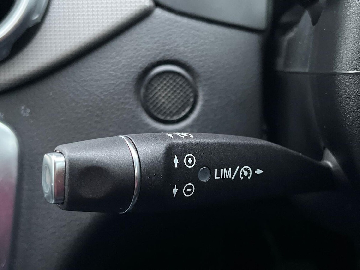 Used Mercedes-Benz GLA 2018 for sale - 77028108: Photo 30