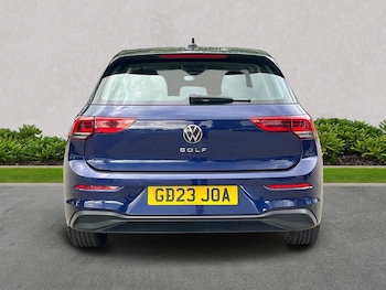 Used Volkswagen Golf 2023 for sale - 75512932: Photo