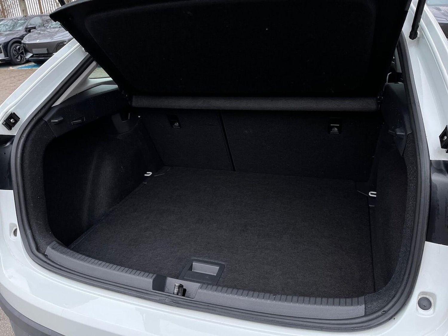 Used Volkswagen Taigo 2023 for sale - 77028099: Photo 18