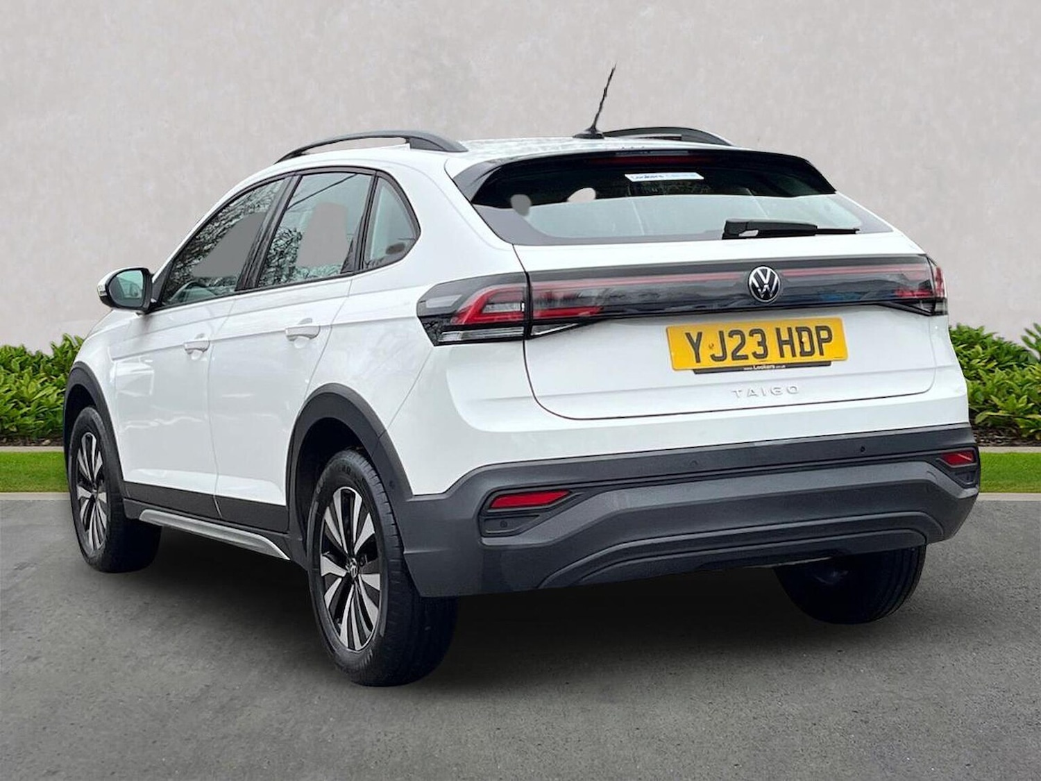 Used Volkswagen Taigo 2023 for sale - 77028099: Photo 2