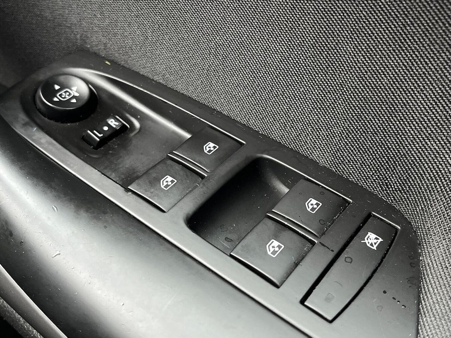 Used Vauxhall Astra 2018 for sale - 78202050: Photo 23