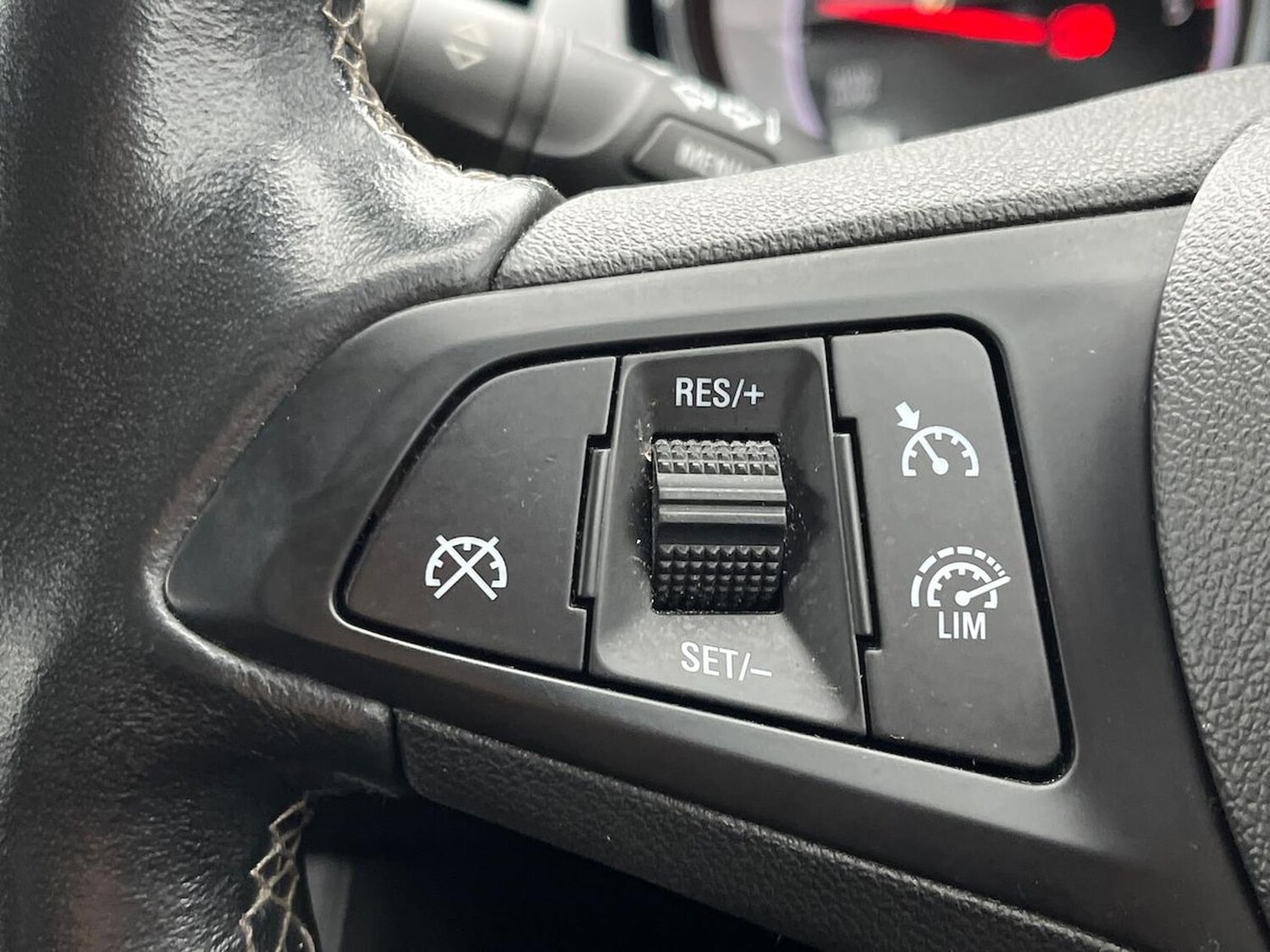 Used Vauxhall Astra 2018 for sale - 78202050: Photo 28