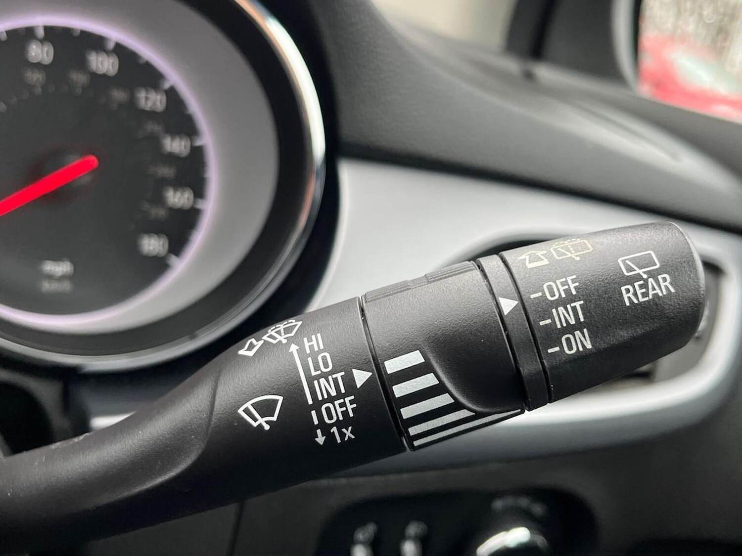 Used Vauxhall Astra 2018 for sale - 78202050: Photo 31