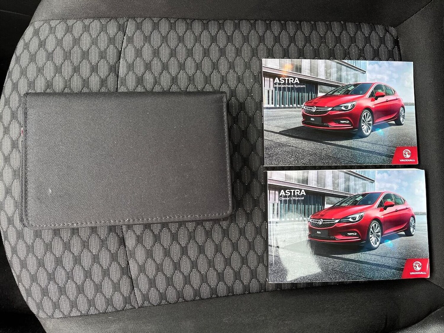 Used Vauxhall Astra 2018 for sale - 78202050: Photo 45