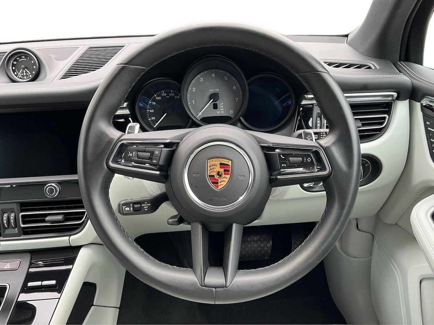 Used Porsche Macan 2022 for sale - 78190998: Photo 11