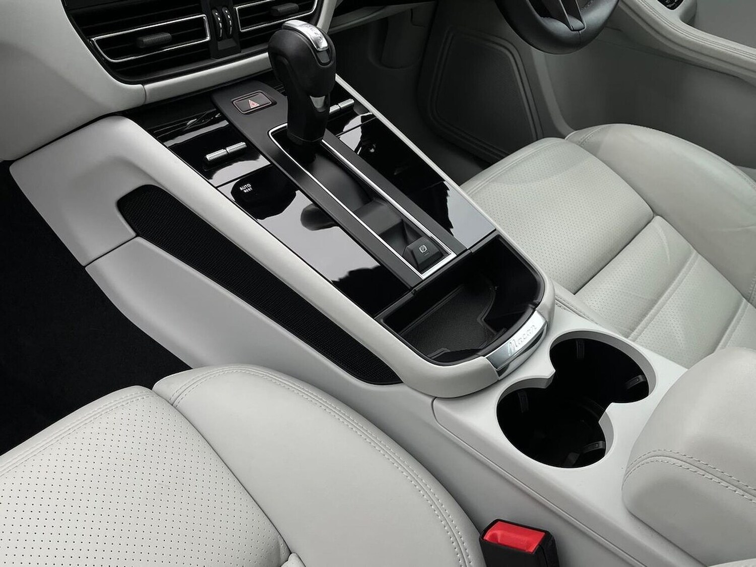 Used Porsche Macan 2022 for sale - 78190998: Photo 15