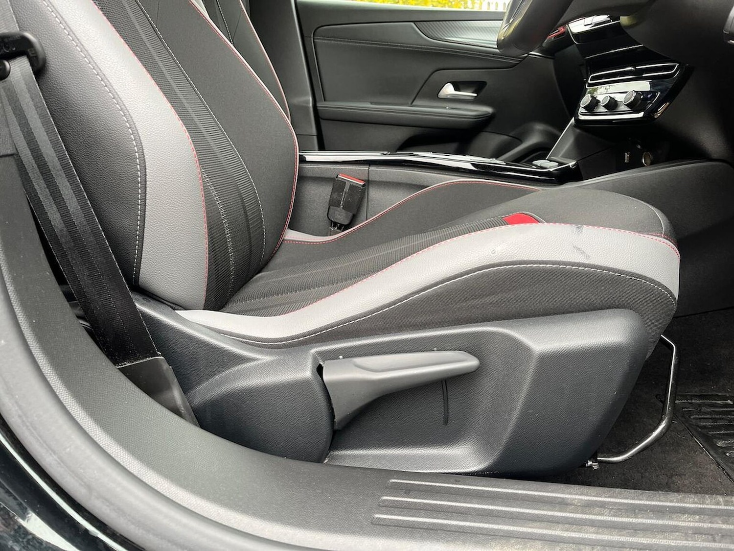 Used Vauxhall Mokka 2022 for sale - 77028093: Photo 30