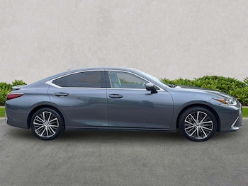 Used Lexus ES 2023 for sale - 78620799: Photo