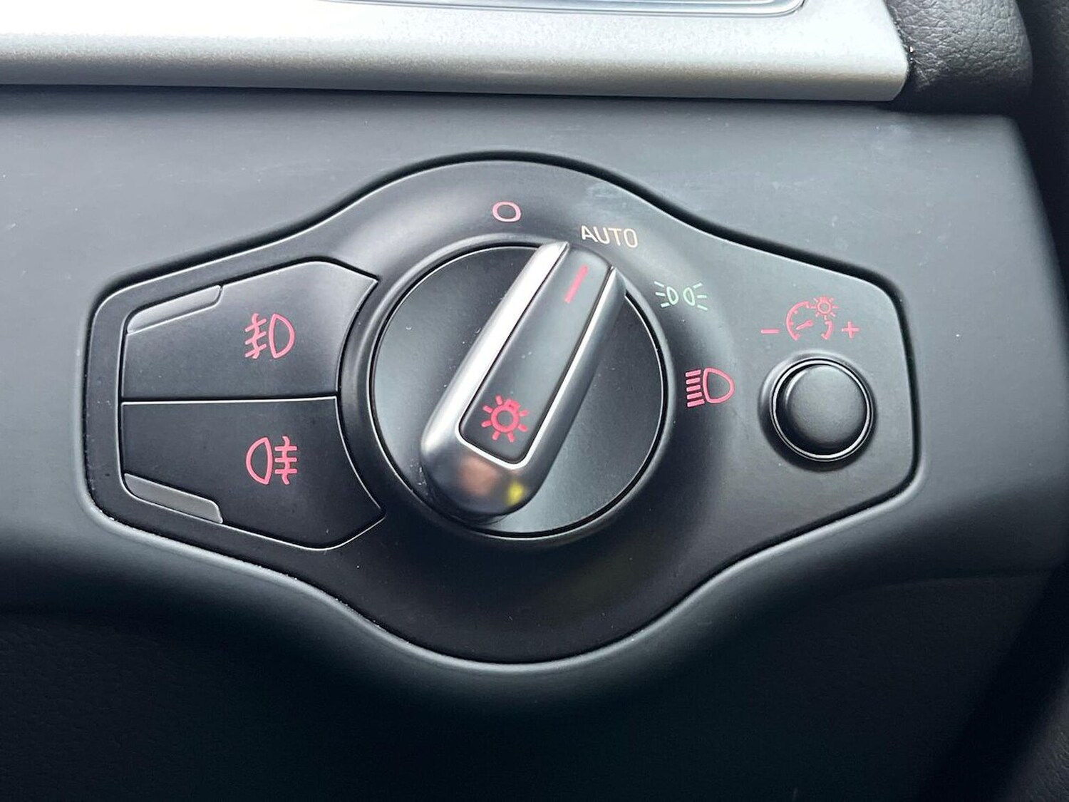 Used Audi A4 2015 for sale - 76418193: Photo 22