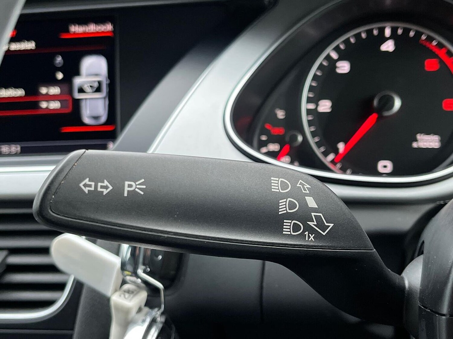 Used Audi A4 2015 for sale - 76418193: Photo 28