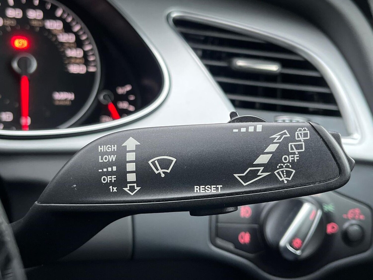 Used Audi A4 2015 for sale - 76418193: Photo 29