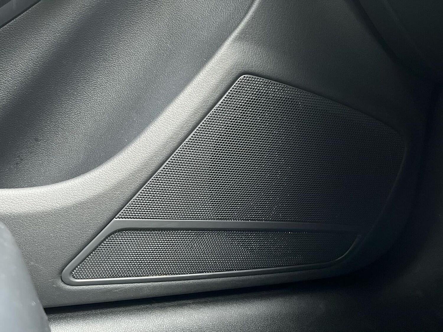 Used Audi A4 2015 for sale - 76418193: Photo 31