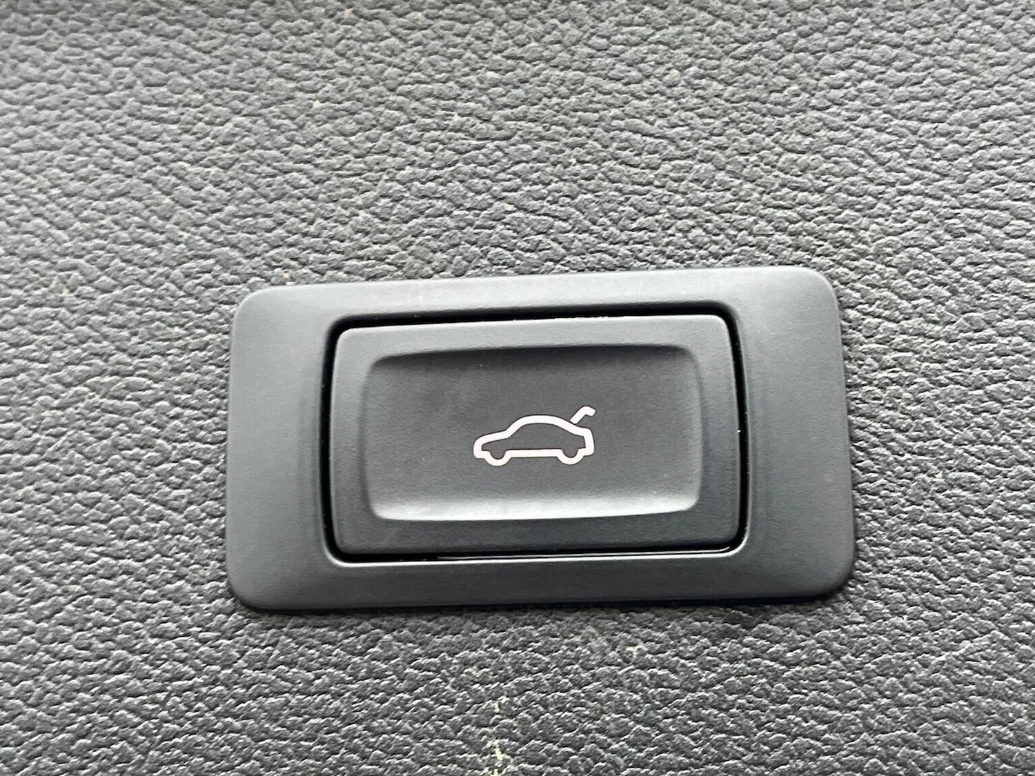 Used Audi A4 2015 for sale - 76418193: Photo 44