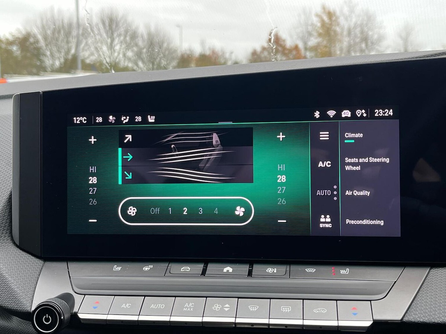 Used Vauxhall Astra 2023 for sale - 76531404: Photo 12